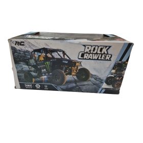 Rock crawler truck
