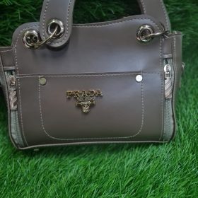 Prada Shoulder Bag – Elegant & Timeless