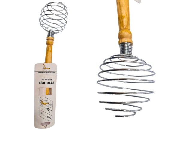 Manual egg beater