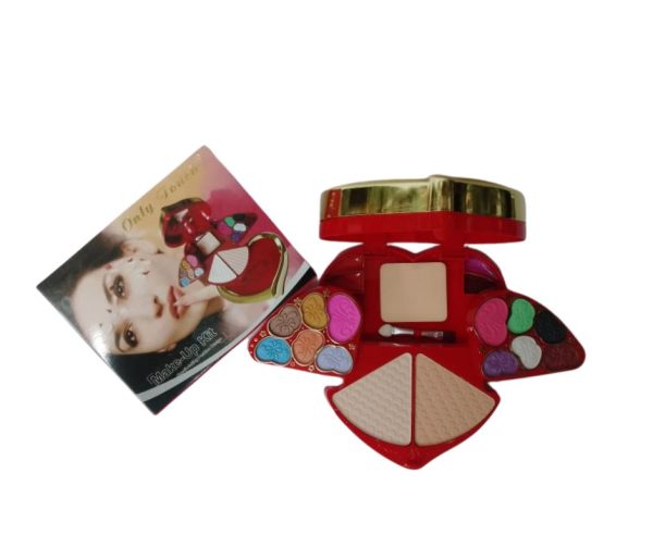 MAKEUP kit