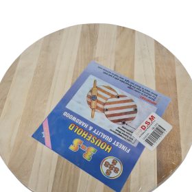 Round bamboo cutting board. 