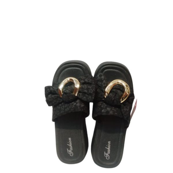 Women's fashion slides